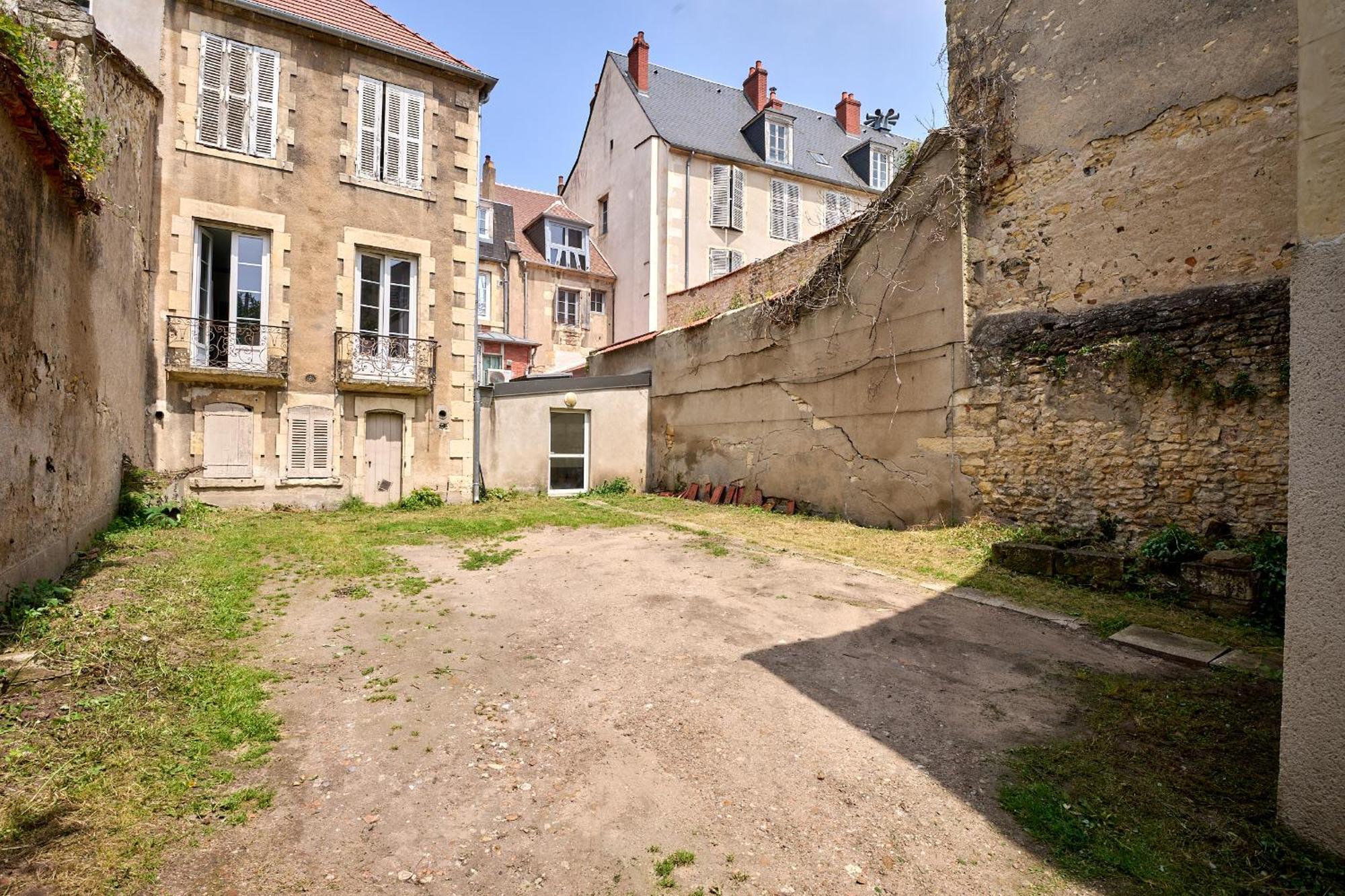Appartement De Caractere, Charme Nevers Exteriör bild